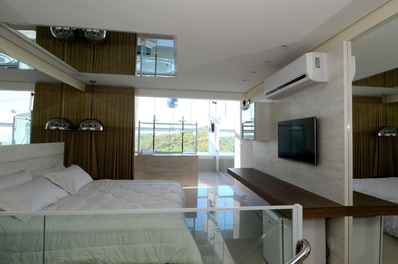 Love hotel Le 3*